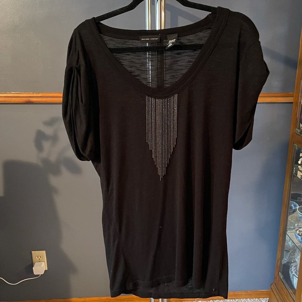 Fun and sparkly New York and Company Top!